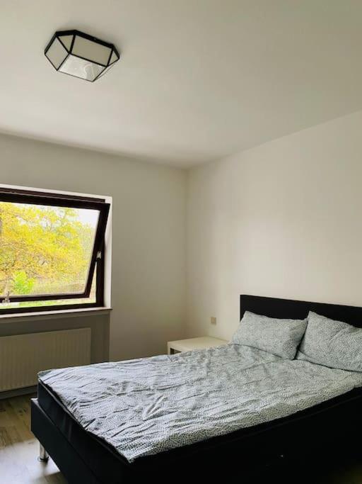 Schoene Ferienwohnung Mit Waldblick In Dillenburg Eksteriør bilde
