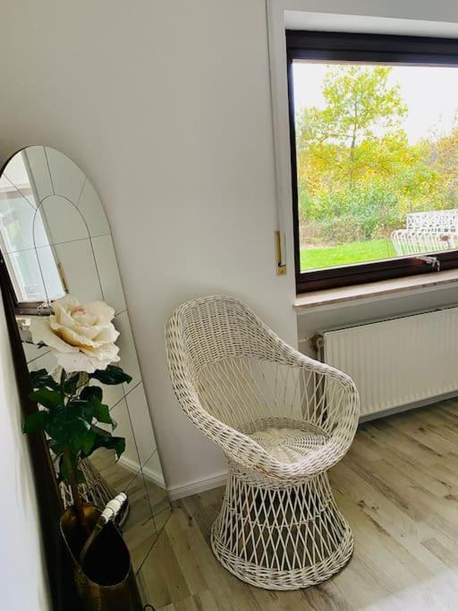 Schoene Ferienwohnung Mit Waldblick In Dillenburg Eksteriør bilde