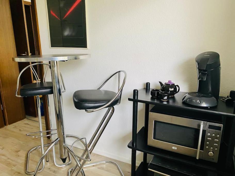 Schoene Ferienwohnung Mit Waldblick In Dillenburg Eksteriør bilde