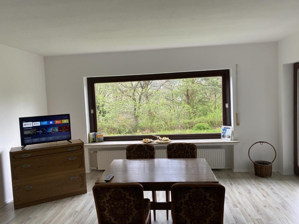 Schoene Ferienwohnung Mit Waldblick In Dillenburg Eksteriør bilde