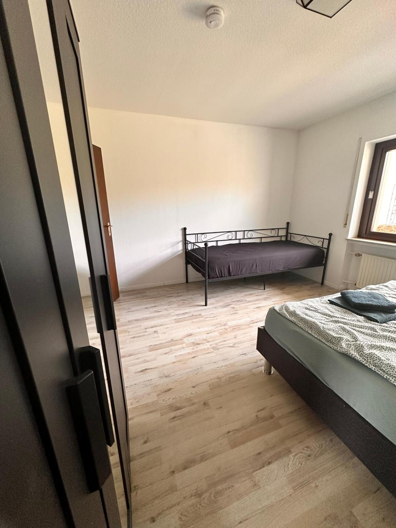 Schoene Ferienwohnung Mit Waldblick In Dillenburg Eksteriør bilde
